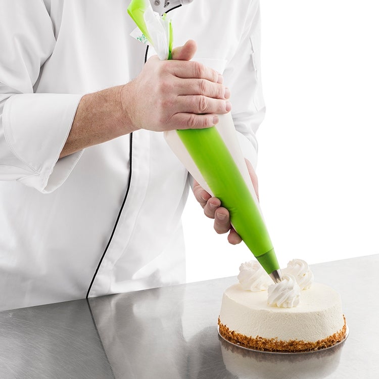 One Way Masterline Piping Bags Green 59 x 28 cm / 24 inch pk/100