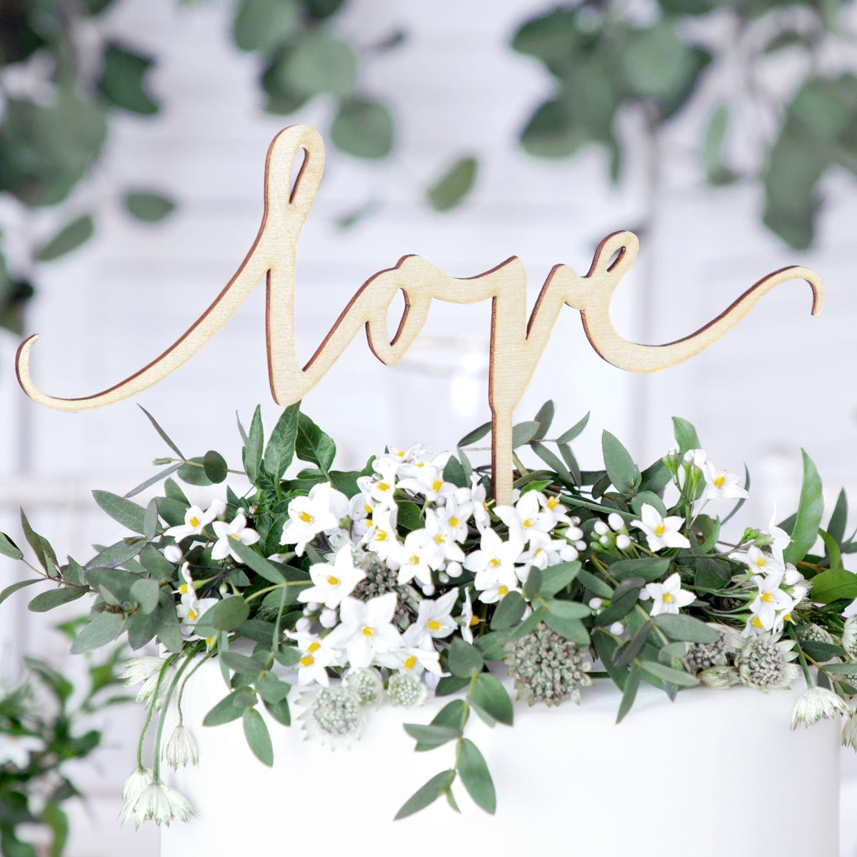 PartyDeco Wooden Cake Topper - Love