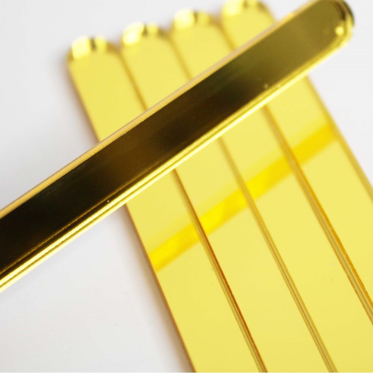 Simply Making Cakesicle Sticks pk/10 - Mirror Gold - 76mm