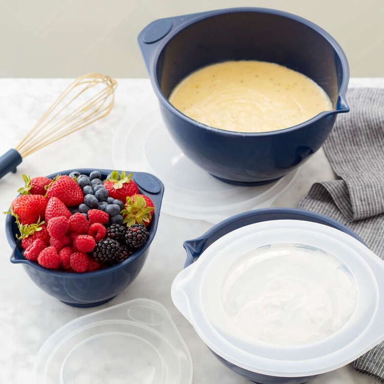 Wilton Covered Bowl set/3