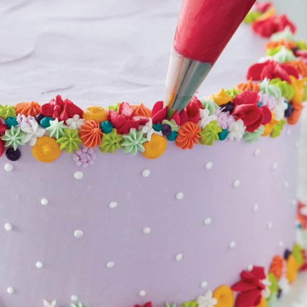 Wilton Deluxe Decorating Tip Set/29