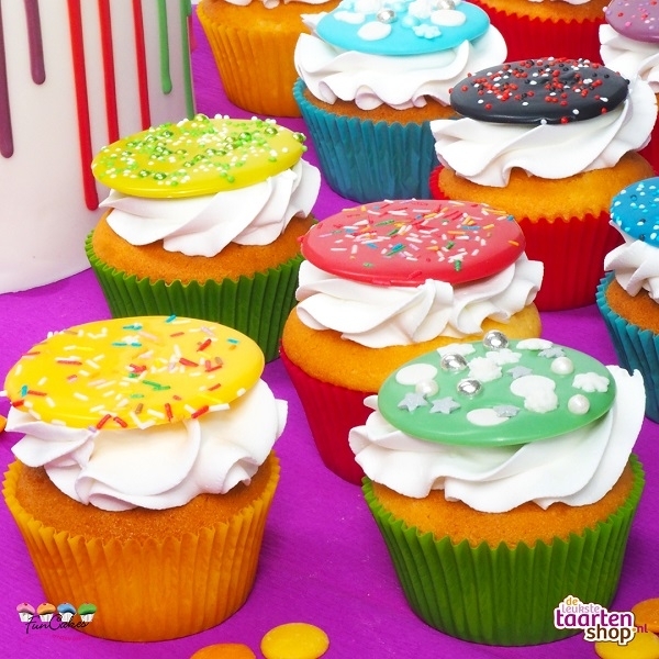 Cupcakes with a Deco Melts Topping 