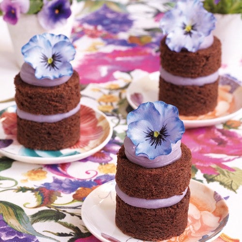 Recipe Purple Pansies From Peggy Porschen Deleukstetaartenshop Com