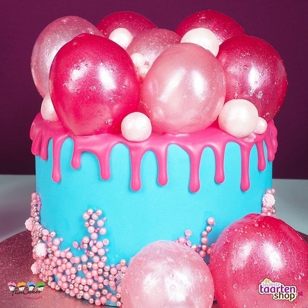 Bubblegum cake